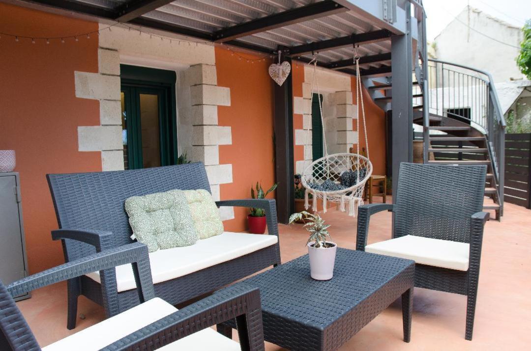 House Of Ntounias Apartment *
